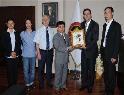 Vietnam Büyükelçisi’nden Gso’ya Ziyaret