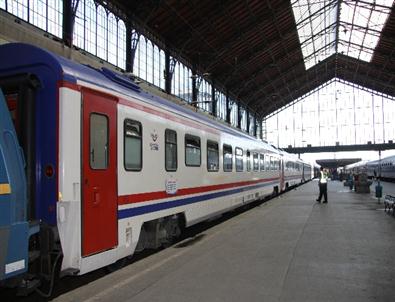 Balkan Ekspresi 'Gençlik Treni' Budapeşte’de