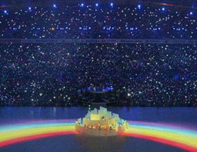 Erdoğan: Onlarda molotof sizde şarkı vardı