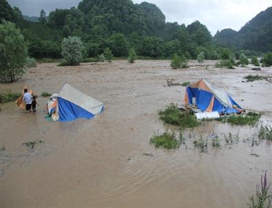 Roman Vatandaşlar Son Anda Kurtuldu