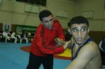 Erzurumlu Yıldız Güreşçi Turan Avrupa Şampiyonu