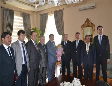 Ak Partili Milletvekillerden Vali Savaş’a Ziyaret