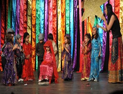 Kürtçe Eğitim Veren Kreşten Mezun Olanlar Belgelerini Aldı