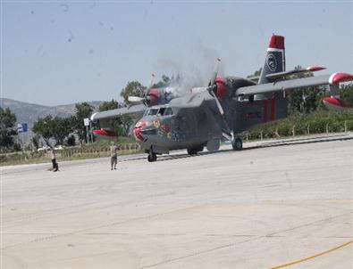 Efes Havaalanına İnen Yangın Söndürme Uçakları, Göreve Hazır
