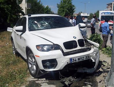 Van’da Aynı Caddede 2 Ayrı Trafik Kazası: 5 Yaralı