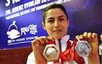 MİLLİ HALTERCİ - 63 Kiloda Yarışan Türk Milli Halterci Sibel Şimşek Bir Altın, Bir Gümüş Madalya Kazandı