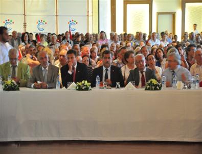 Cindoruk: 'Gençlere Yanlış Yapıldı'