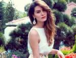FARAH ZEYNEP ABDULLAH - Eleştiriler Yüzünden Ekrana Ara Verdi