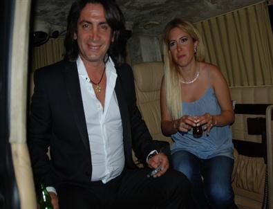 Murat Başaran Ölüdeniz’de Söyledi Eşi Tek Başına Dinledi