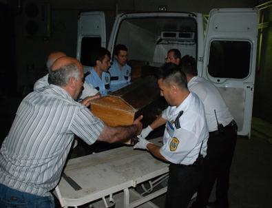 Cinnet Getiren Adam Dehşet Saçtı