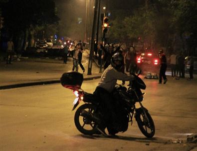 Ankara'da 'gezi' Olayları Gece De Devam Etti