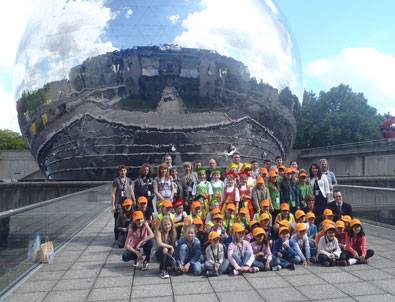 Gençlerimiz trafik sorununa ürettikleri çözümleri Fransa’da dünyayla paylaştı