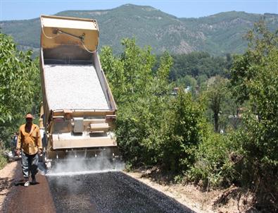 Gemlik'te Köy Yolları Asfaltlanıyor