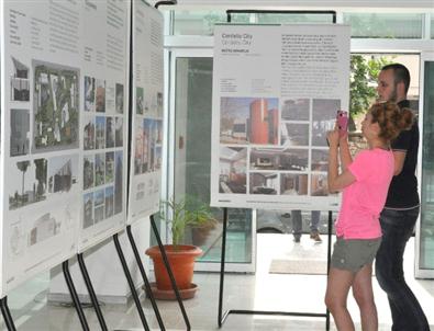 İzü Sanat Galerisinde “koleksiyon / İzmir Smd Mimarları Ağırlıyor” Sergisi Açıldı