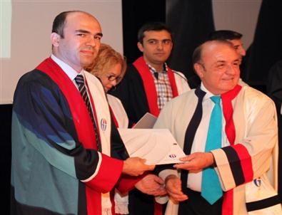 Gaün’de Terfi Mutluluğu