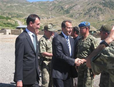 Vali Taşyapan Yayladere’yi Ziyaret Etti