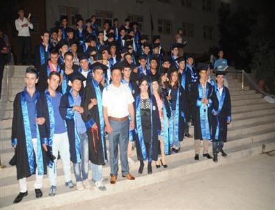 Cizre EML’de 24 Dönem Mezunları İçin Veda ve Mezuniyet Gecesi