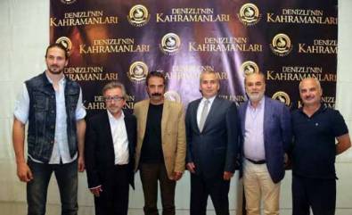 Kahramanlar için buluştular