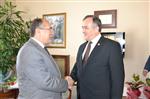 ABDURRAHMAN SAVAŞ - Manisa Milletvekili Akçay ve Mhp Teşkilatı'ndan Vali Savaş’a Ziyaret