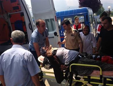 Dokurcun’da Trafik Kazası: 5 Yaralı
