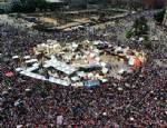 Mursi karşıtları Tahrir Meydanı'nda