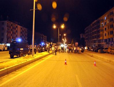 Trafik Kazalarına İsyan Edip Yolu Kapattılar