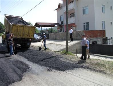 Akçakoca'da Köy Yolları Yama ve Asfalt Çalışmaları