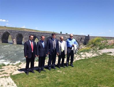 Çetinsaya, Öğrencilere Çözüm Sürecini Anlattı