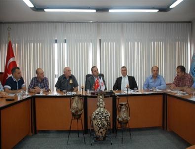 Kaymakam Oktay Kaya’dan TSO’ya Hayırlı Olsun Ziyareti