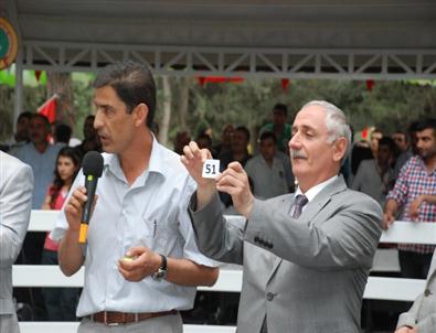 Lüks Otomobil Fiyatına Taylar Kapışıldı