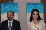 VAN BELEDİYESİ - Vali Karaloğlu, Sarı Çiftinin Nikah Şahidi Oldu
