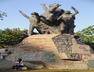 Antalya’da Taksim Gezi Parkı’na Destek Eylemleri