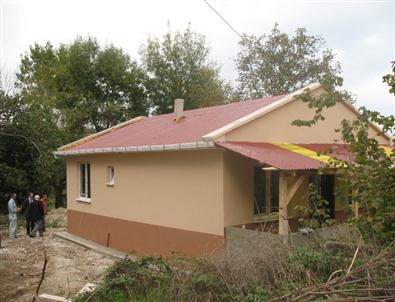 İhtiyaç Sahibi İki Vatandaş Evlerine Kavuştu