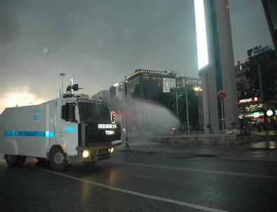 Kesk ve Disk'in eylemine polis müdahalesi