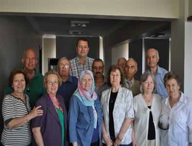 Lisenin İlk Mezunlarından Başkan Göksel'e Ziyaret