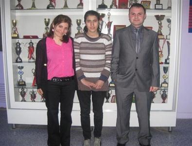 Ted Öğrencisi Amerika Yolcusu