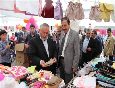 İlim Kültür Hizmet Derneği’nden Hayır Kermesi