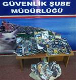 ŞEREFIYE - Van'da Korsan Cd Operasyonu