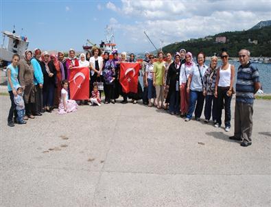 AK Parti Kadın Kolları Kabotaj Bayramını Kurucaşile ‘de Kutladı.
