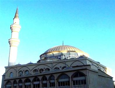 Deprem Sonrası Güçlendirilen Camiler İbadete Açıldı