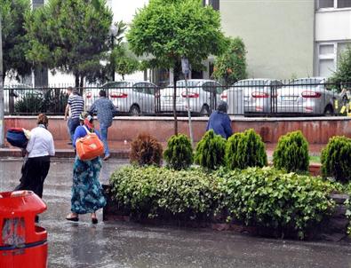 Zonguldak’ta Etkili Yağmur ve Fırtına