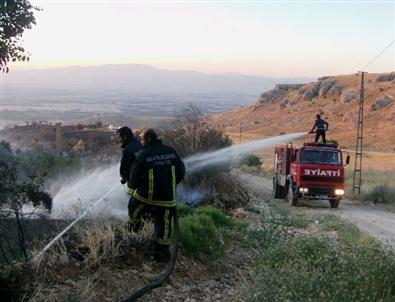 Akçadağ'da Çıkan Yangında Maddi Hasar Oluştu