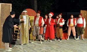 Ramazan’da tiyatro keyfi devam ediyor