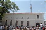 HARUN YENICE - Ramazan’ın İlk Cumasında Cemaat Camilere Sığmadı