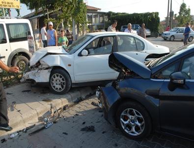 Fethiye’de Trafik Kazası; 2’si Çocuk 5 Yaralı