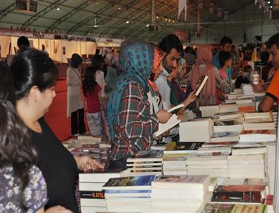 Dini Yayınlar ve Kitap Fuarı