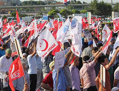 Kazlıçeşme'de 'Darbelere Hayır, Mısır'a Destek' mitingi
