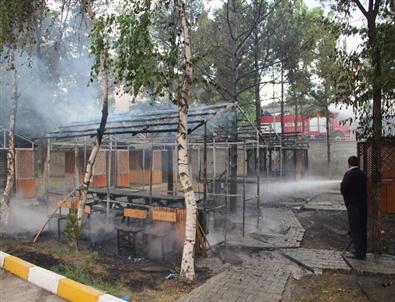 Oltu’da Kız Öğrenci Yurdunun Bahçesinde Yangın