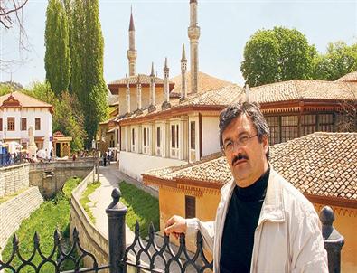 Doç.dr.rıdvan Canım Erzurum’a Veda Etti