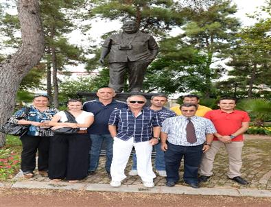 Muratpaşa, Rauf Denktaş’ın Anısını Yaşatıyor